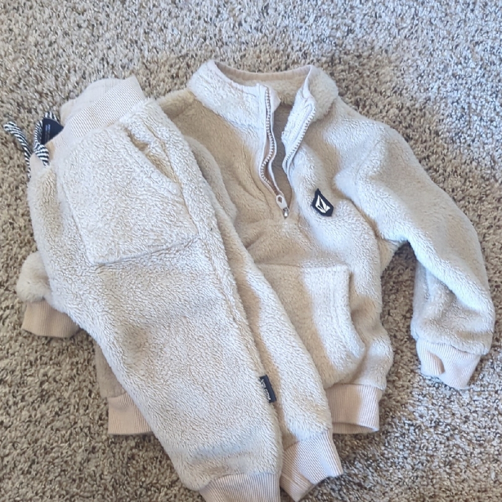 Volcom Kids Cream Matching Set